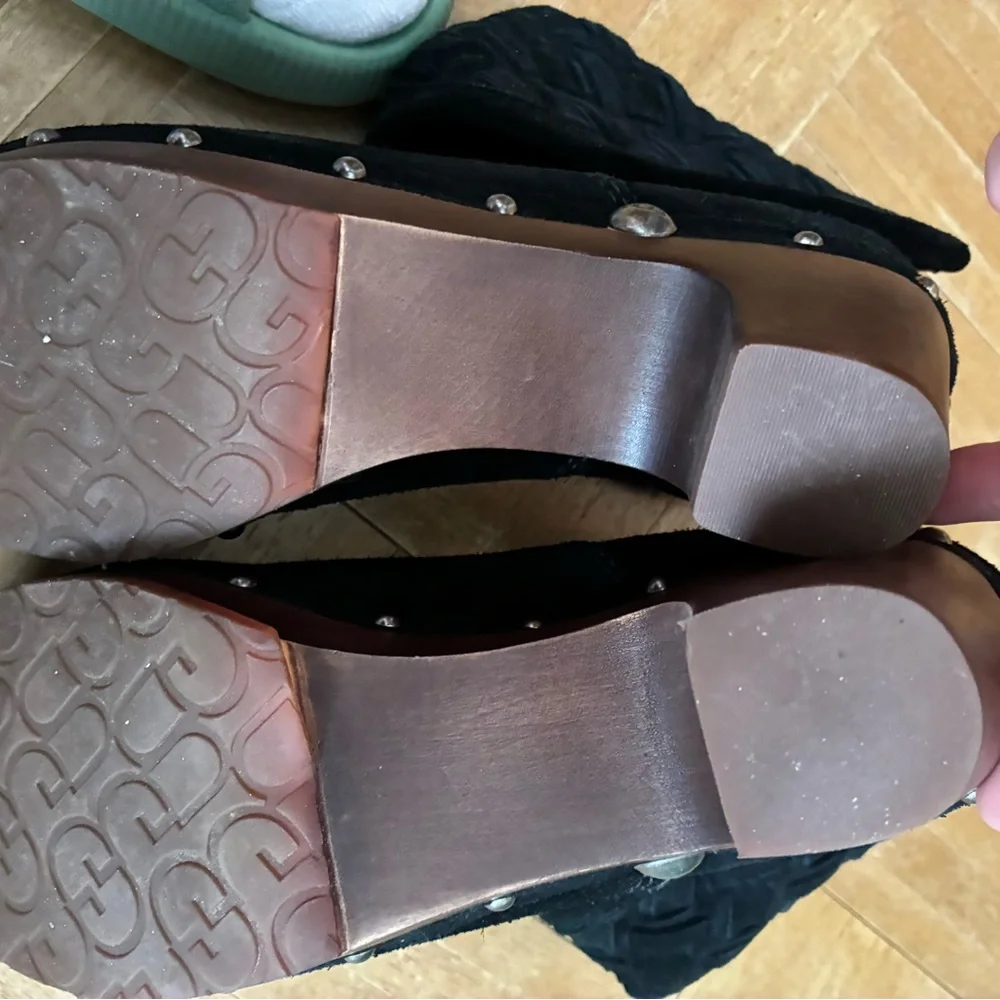 UGG Black Textured Heeled Boots - Picture 7 of 11